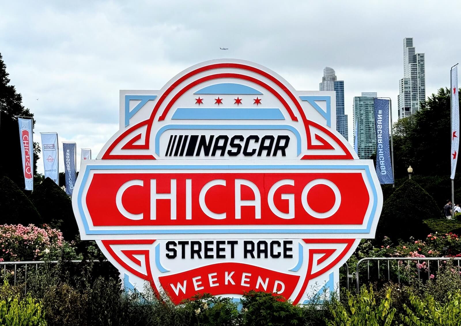 Street Racing Chicago Inside the NASCAR Chicago Street Race: A Fan’s Guide to the Track, Tips ...